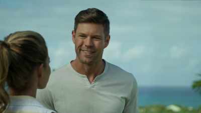 Addison, did you see the
text from Mom and Dad? - Beauty and the Billionaire