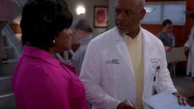 " Adele? What are you doing here? - Grey's Anatomy