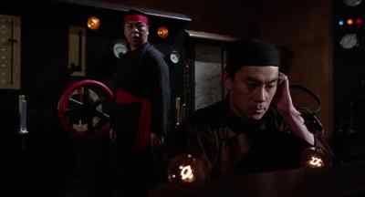 Aerial positioned and locked. - The Brides of Fu Manchu