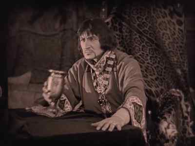 After her, Bring
her back. I'll put
an end to tattling! - Robin Hood