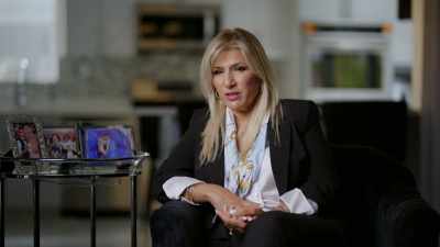 - After Judge Garson
got arrested, - Mother Undercover
