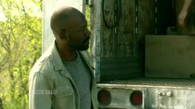 After we made contact with a few people, - Fear the Walking Dead