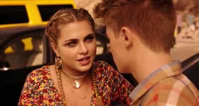 After that,
a lot of guys started noticing me, - #RealityHigh