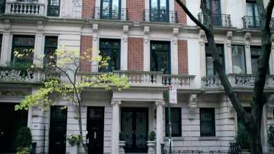 After the massage, she said, - Who is Ghislaine Maxwell?