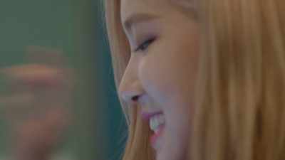 ♪ After two, three o'clock… ♪ - Blackpink: Light Up the Sky