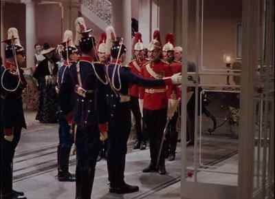 - After you, sir.
- Bitte sehr. Darin. - The Life and Death of Colonel Blimp