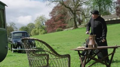 Afternoon, Sergeant.Father. - Father Brown