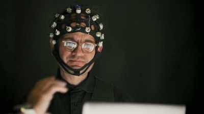 Afterwards, you will see the picture you chose again - Inside the Mind of a Con Artist