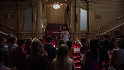 Agent Dox, we have an update. - Supergirl
