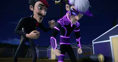 Agent Improv, it's not too late. [grunts] - Spy Kids: Mission Critical