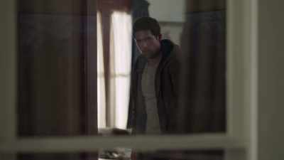 Agent Jones,
there’s nothing down there. - Debris