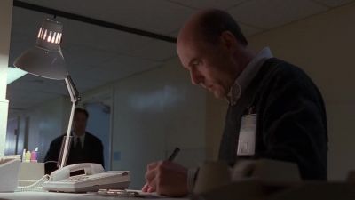 - Agent Mulder.
- Thanks for accommodating us again. - The X-Files