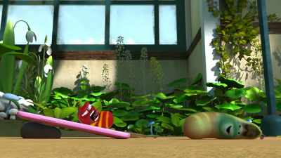 Agh!
[exhales sharply] - Larva Family