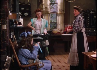 AGNES Huh I can't get hungry till it gets dark - Meet Me in St  Louis