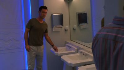 Ah, ah, ah, ah,
ah, ah, ah, ah. - Burn Notice