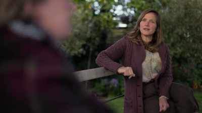 Ah, are you custard, ice cream
or cream? - Extraordinary Escapes with Sandi Toksvig