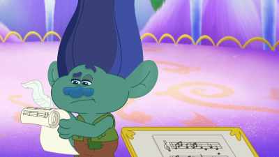 ‐ Ah! Crazy straw thing?
‐ Ah, I'll just write crazy
straw thing. - Trolls: TrollsTopia