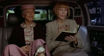 Ah Elly May don't spit from a movin' vehicle - The Beverly Hillbillies