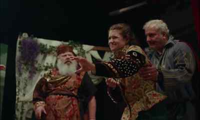 Ah, gentle Mercutio,
put thy rapier up. - Ghostlight