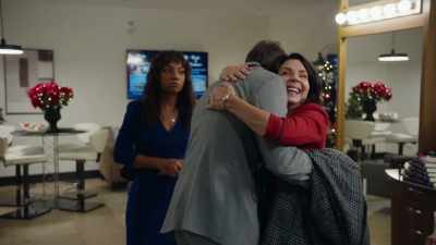 - Ah, Harrington.
(Harrington laughs) - Magic in Mistletoe