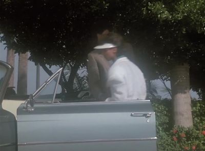 Ah.
How long you gonna be? - Miami Vice
