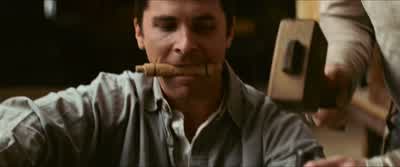 Ah! I don't understand how it can be bleeding again. - The Prestige
