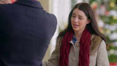Ah. I'm actually contemplating
buying this scarf. - A Sweet Christmas Romance