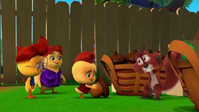 Ah, I'm leaving the yard. - The Chicken Squad