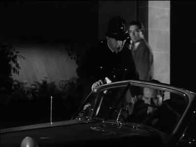 - Ah. Is this your car?
- Yeah, yeah, yeah... - Too Many Crooks