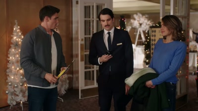 Ah, it's about those custom
blue silk tablecloths - Christmas Class Reunion