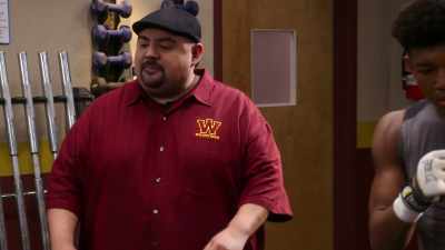 Ah, join the club.
Yeah, even I've got problems with me. - Mr. Iglesias