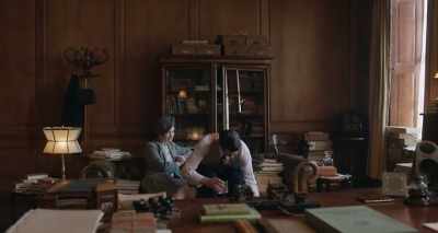 - Ah.
- [JULIET CHUCKLES] - The Guernsey Literary and Potato Peel Pie Society