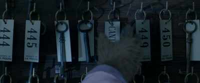 - Ah!
{Keys jingle] - Paddington 2