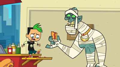 Ah, man. I got mustard
on my sneakers. - Total DramaRama