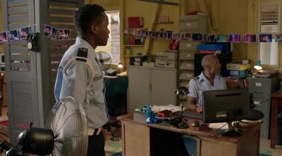 Ah, Miss Fabrice. - Death in Paradise