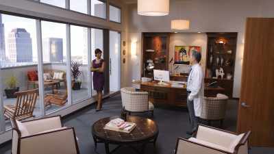 Ah, Mr. Levine's
parathyroidectomy. How was that? - The Resident