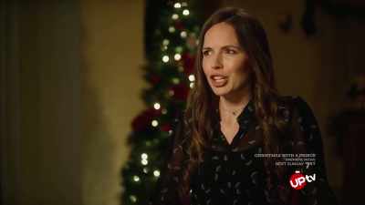 Ah, no, Carson, she's
messing with you. I'm not a cop... - Christmas Catch