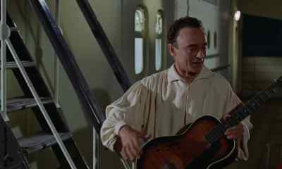 Ah, perfect. - Carry on Cruising