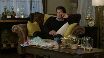 Ah, right. - Random Acts of Christmas