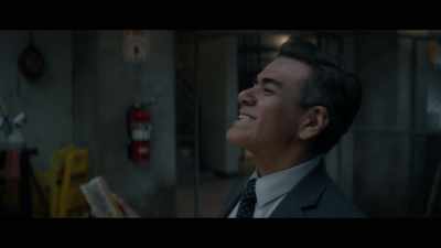 Ah, sí. Ese me caía bien. ¿Qué le pasó? - The Residence