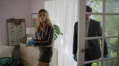 - Ah, Tara's apartment seems
pretty neat. - High Potential