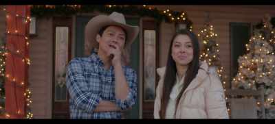 - Ah, that is a really good idea. - Christmas at the Ranch