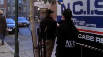 Ah, is that the witness? - NCIS