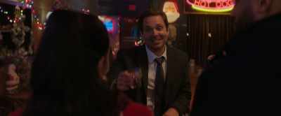 - Ah. That's all the payment that I need.
- [Layla] Oh! - Meet Me Next Christmas