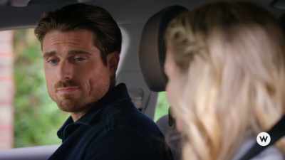 Ah, they're
the incredible ones-- - Romance to the Rescue