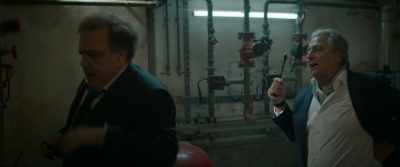 - Ah, well done, you saved my life.
- It's closed. - Cocorico