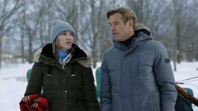 Ah, well,
it's going to get dark soon, - A Royal Christmas Crush