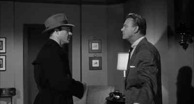 - Ah, what brings you here?
- Arnie sent me over. - Chicago Syndicate