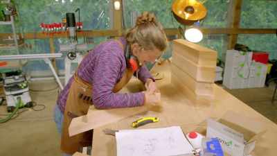 Ah, yeah, it's supposed to go like
that... - Handmade: Britain's Best Woodworker