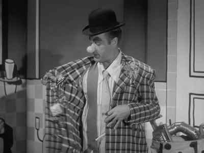 Ah, you, stupid Maya, you. - My Favorite Spy